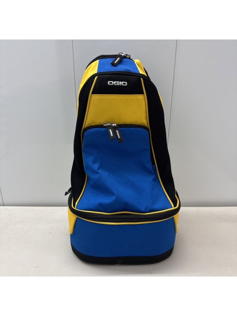 OGIO Single Strap Blue Backpack/Cooler - Camping/Hiking -